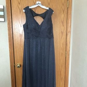 Women’s Gown Pleated Bodice sz18 NWT PROM/WEDDING